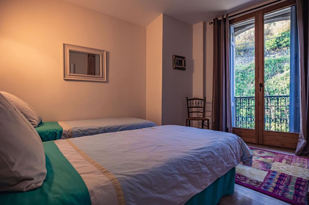Sundrenched Relais De Poste In Serdinya Exterior photo